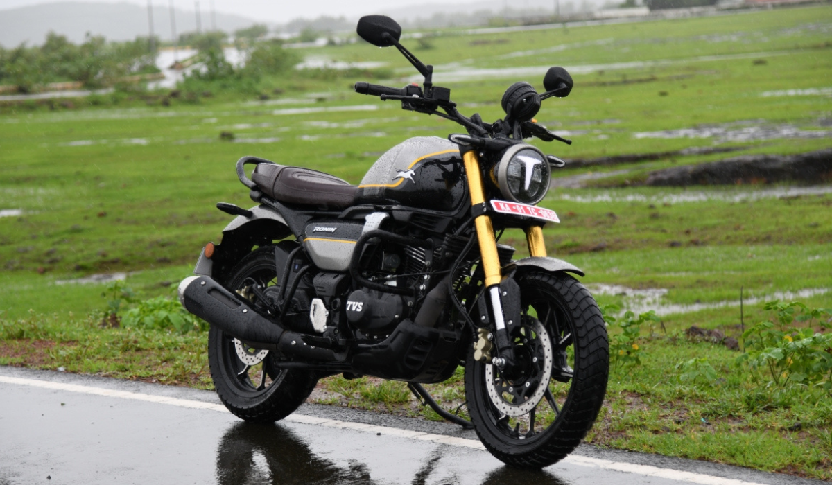 TVS Ronin 225cc पावरफुल इंजन, Bluetooth कनेक्टिविटी और ABS फीचर्स के साथ 1.35 लाख कीमत में लॉन्च